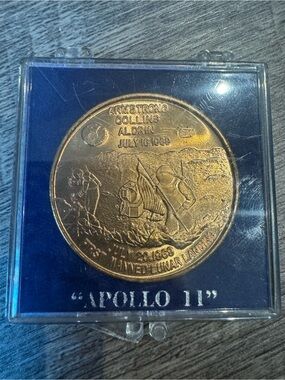 Vintage 1969 Apollo 11 Lunar Landing Commemorative Token Coin NASA